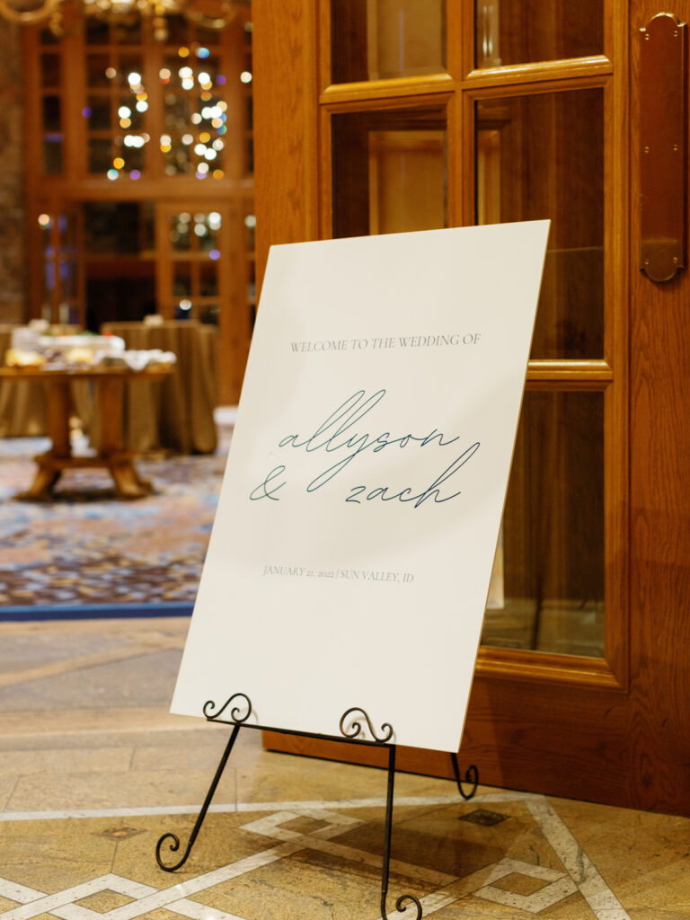 Sign for Sun Valley Club wedding