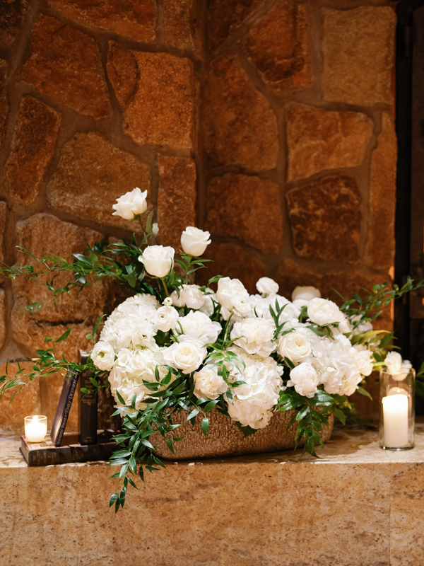 florals for Sun Valley Club Intimate Wedding