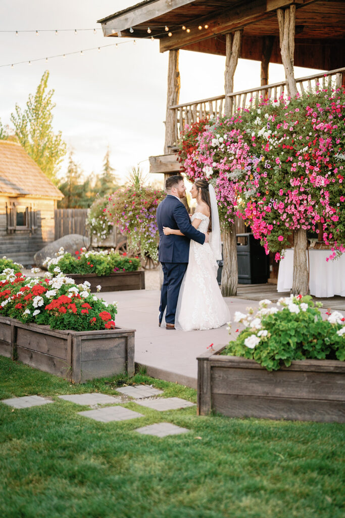 Best Boise wedding Venue Still Water Hollow Nampa First dance bride and groom