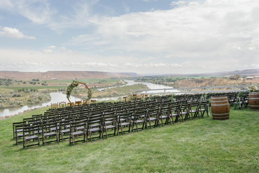 Boise Wedding Venue Fox Canyon Vineyard in Marsing Ceremony